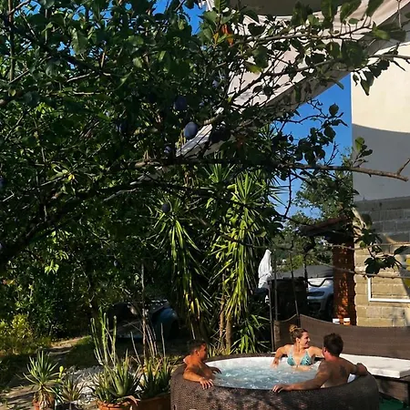 Gelso Bianco, Giardino Sul Mare Apartment Segno